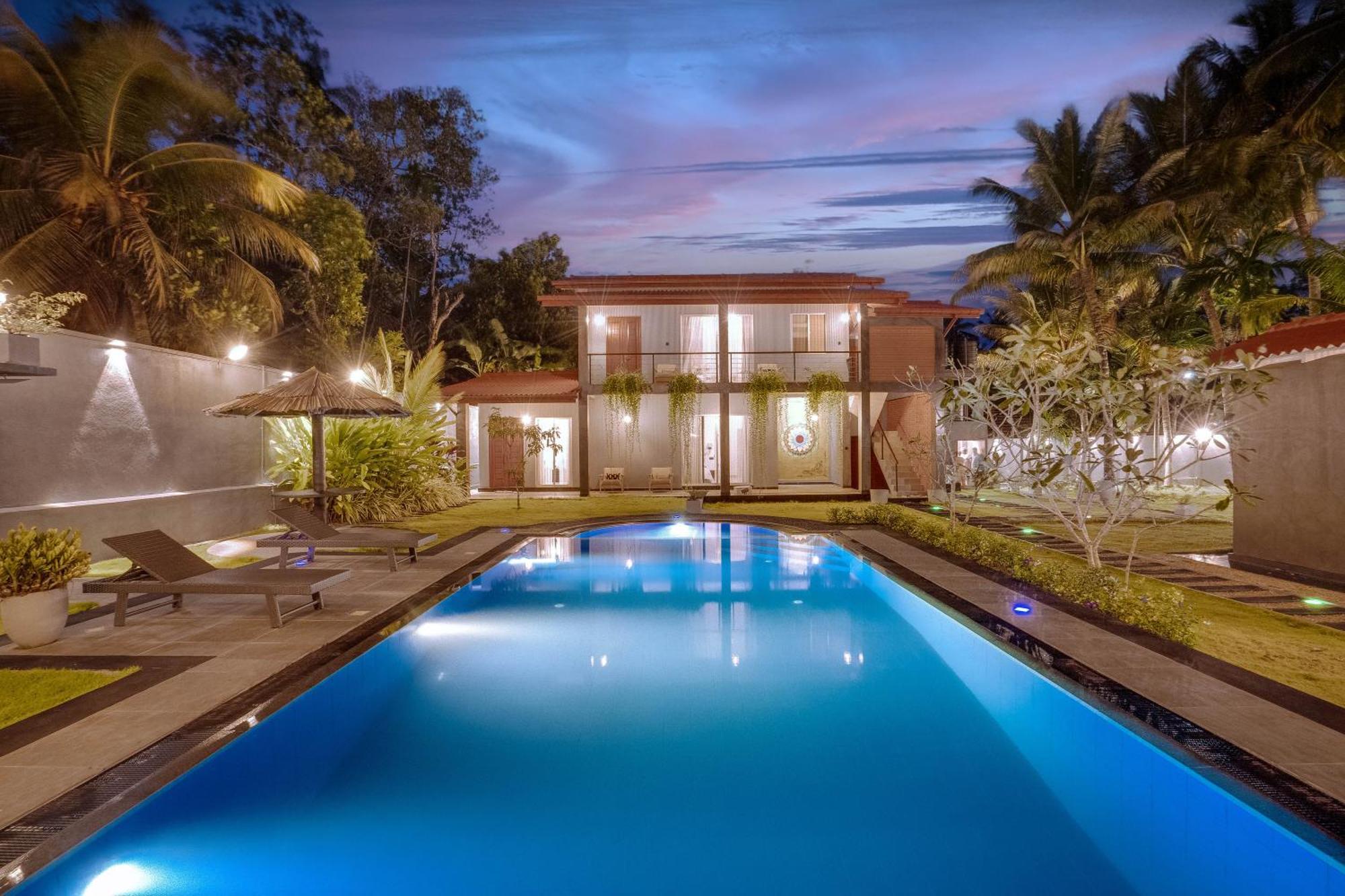 Hasthri Boutique Red Chalet In Ahangama With Pool Near Beach المظهر الخارجي الصورة